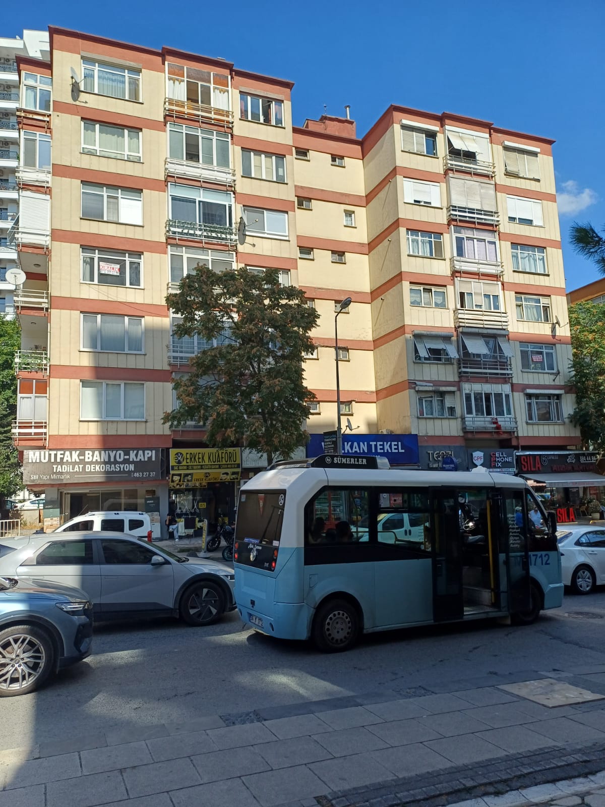 İstanbul Işıklar Apartmanı - 3